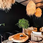 Cuni Luxury Hotel