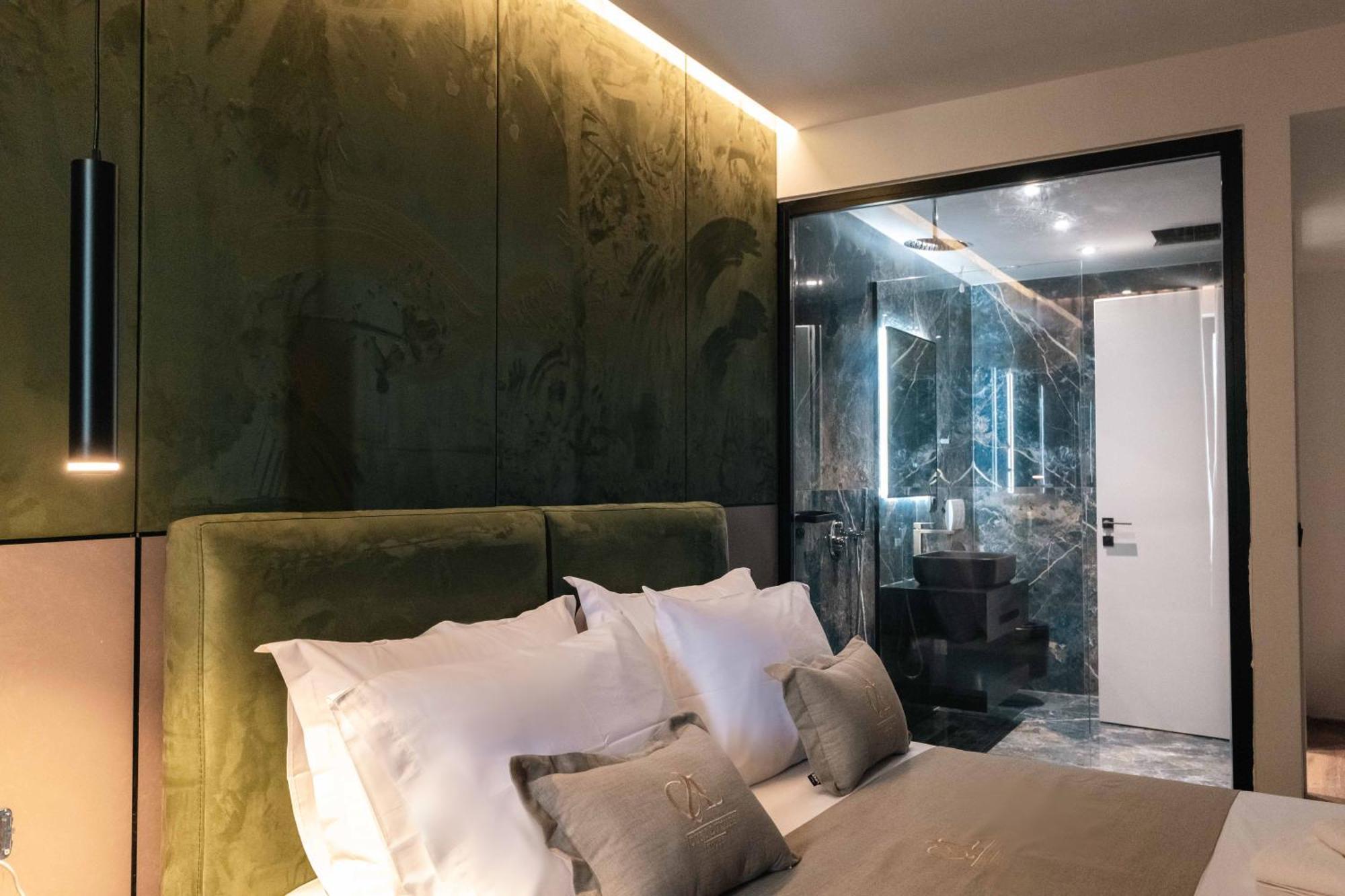 Cuni Luxury 4*